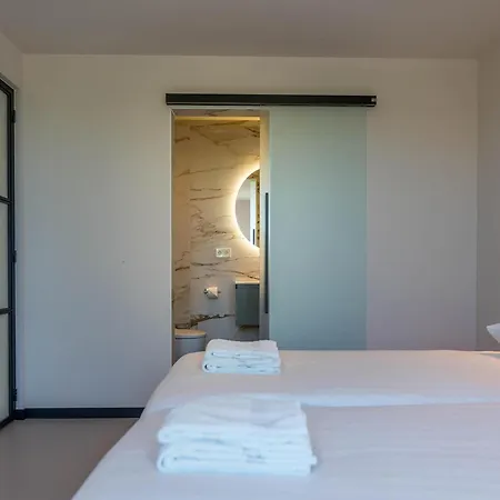 Getaway With Bubble Bath Ferienhaus